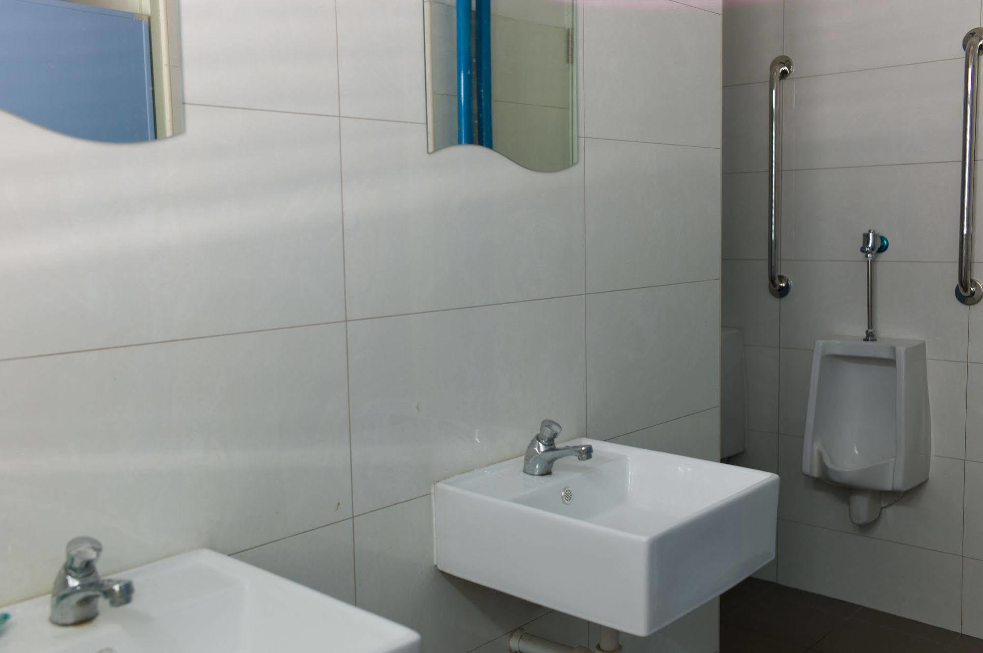 Joyfor Backpackers' Hostel Сингапур Екстериор снимка