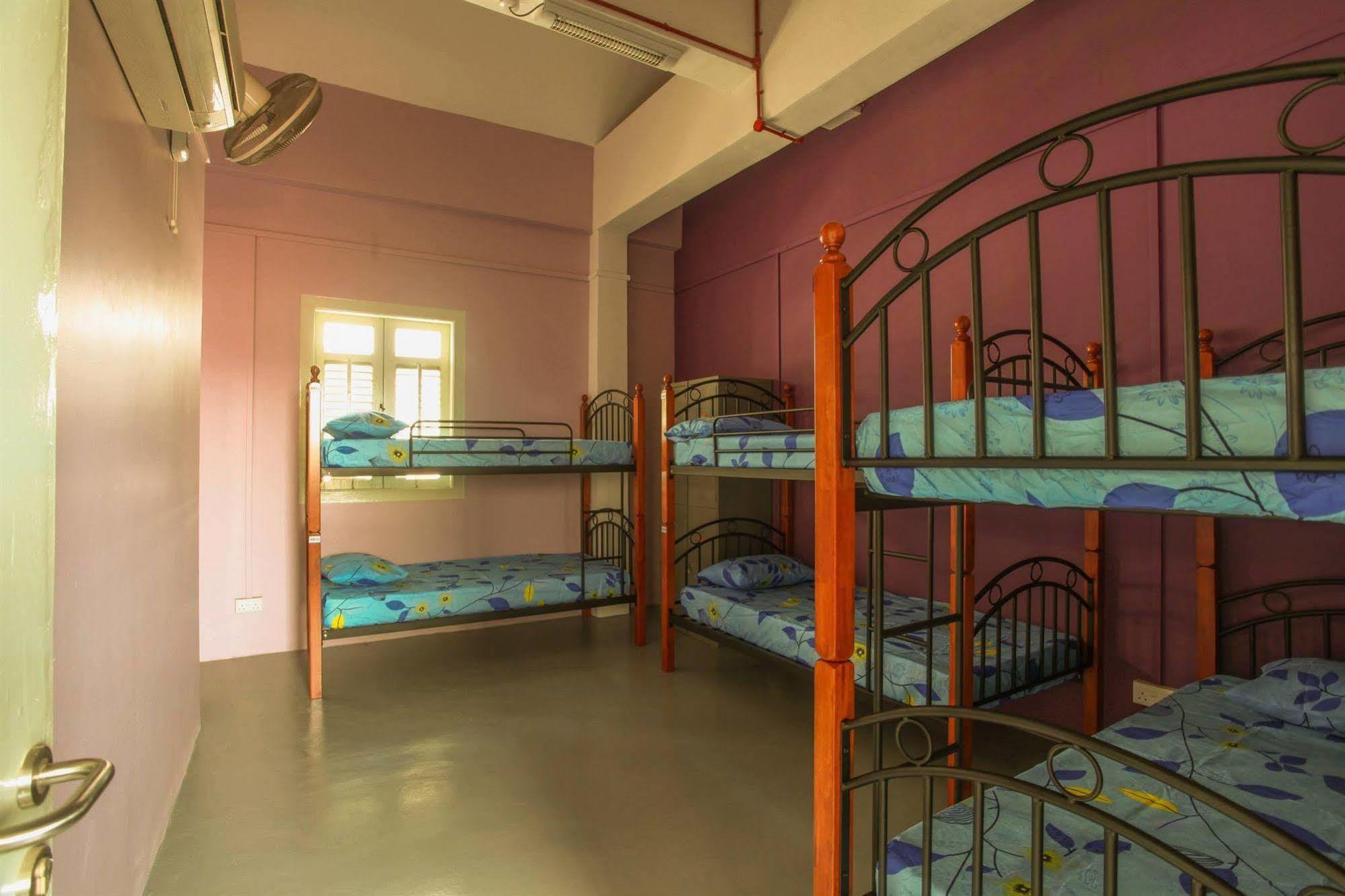 Joyfor Backpackers' Hostel Сингапур Екстериор снимка